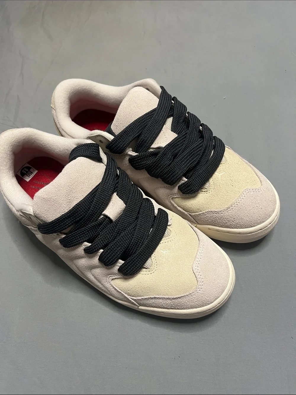 Jordan Low-Top Sneakers in Cream and Grey with Red soles